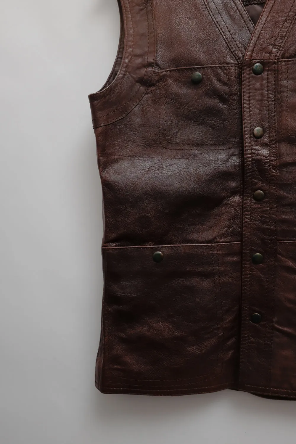 BROWN LEATHER VINTAGE VEST