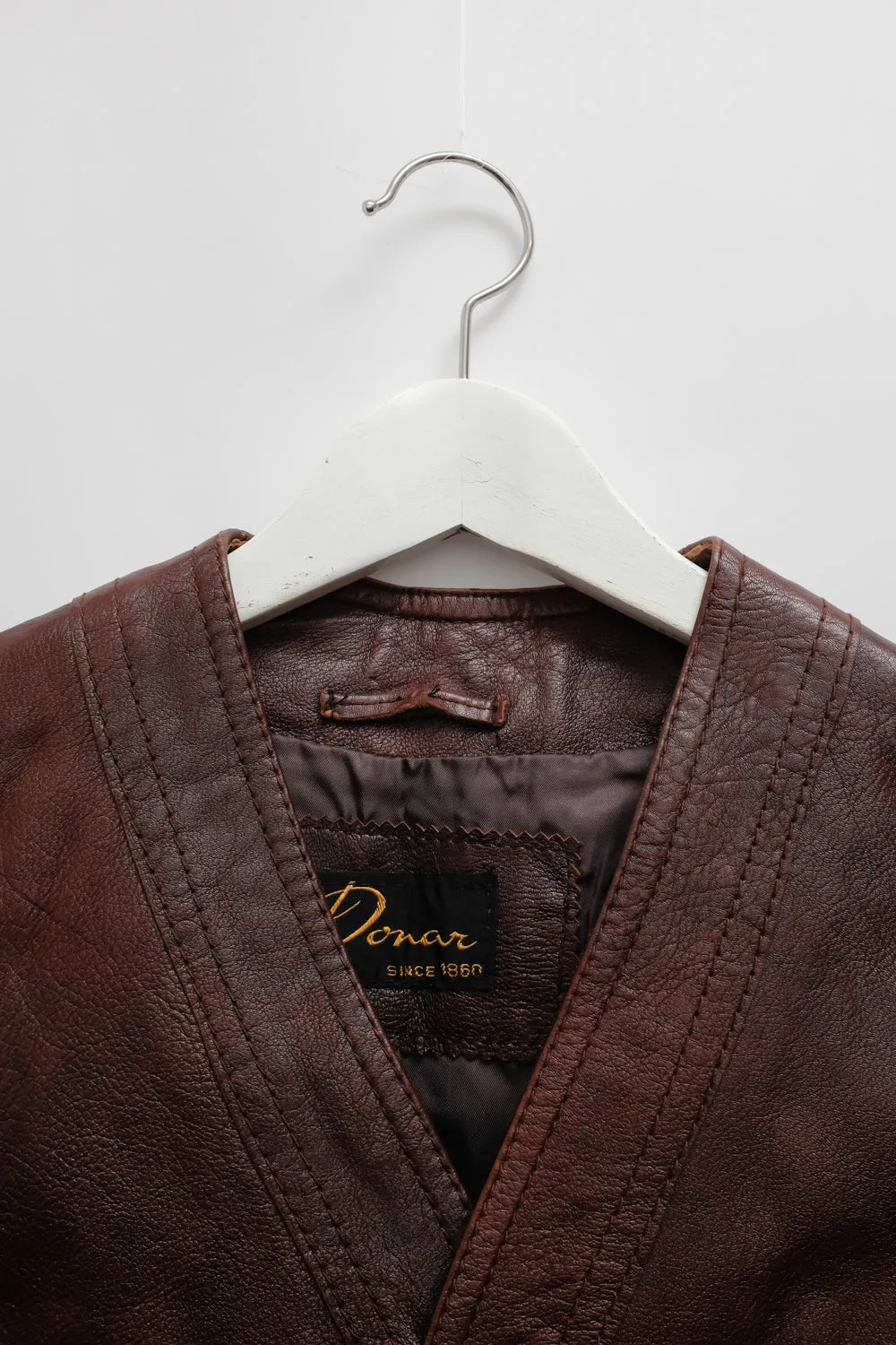 BROWN LEATHER VINTAGE VEST