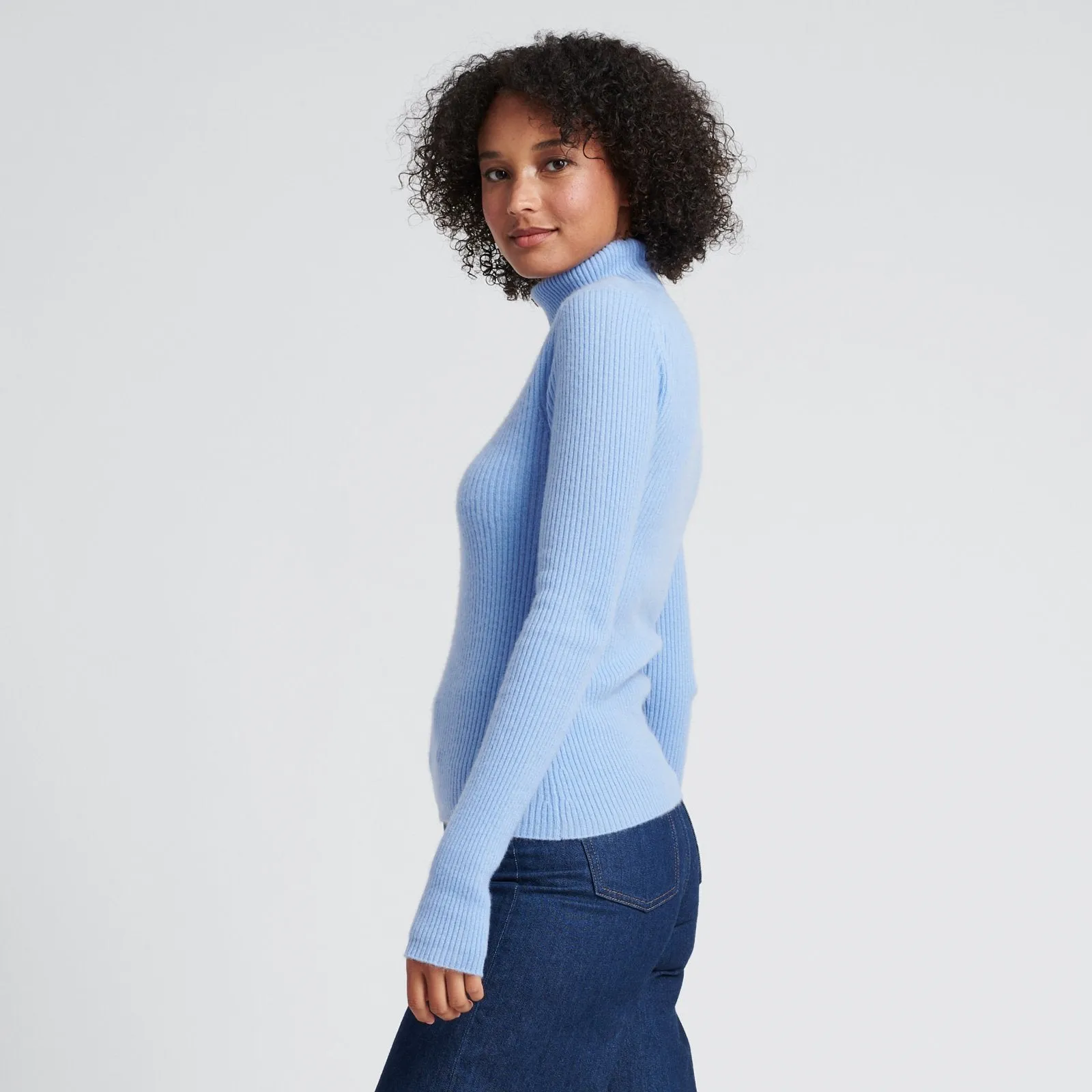 Cashmere Ribbed Turtleneck