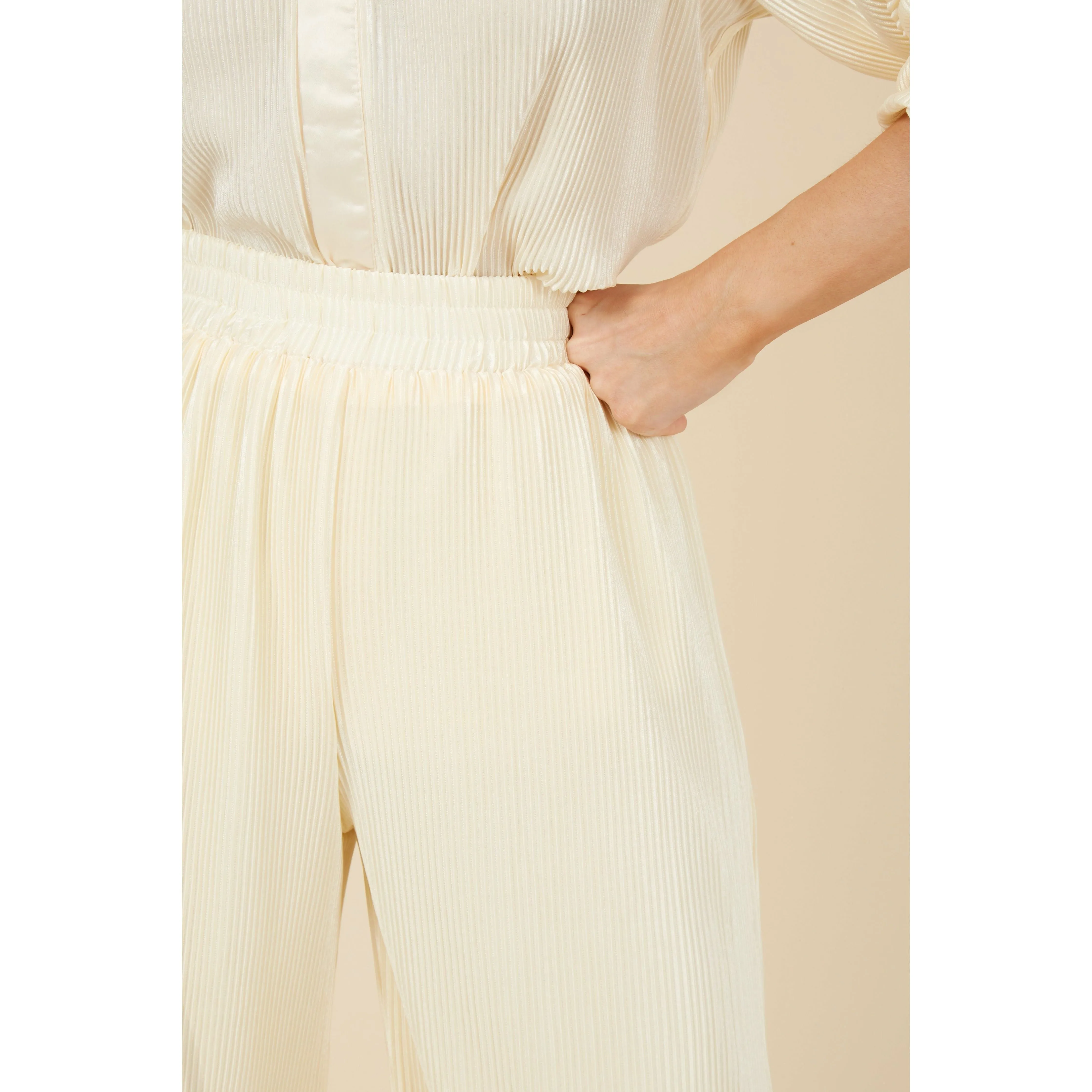 Cream Pleated Co-ord