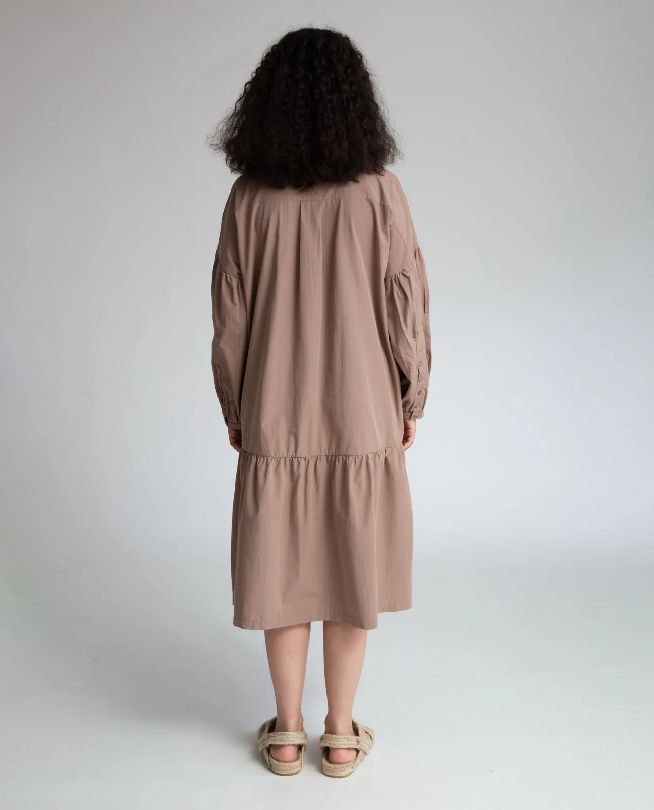 Meg Organic Cotton Dress In Mocha