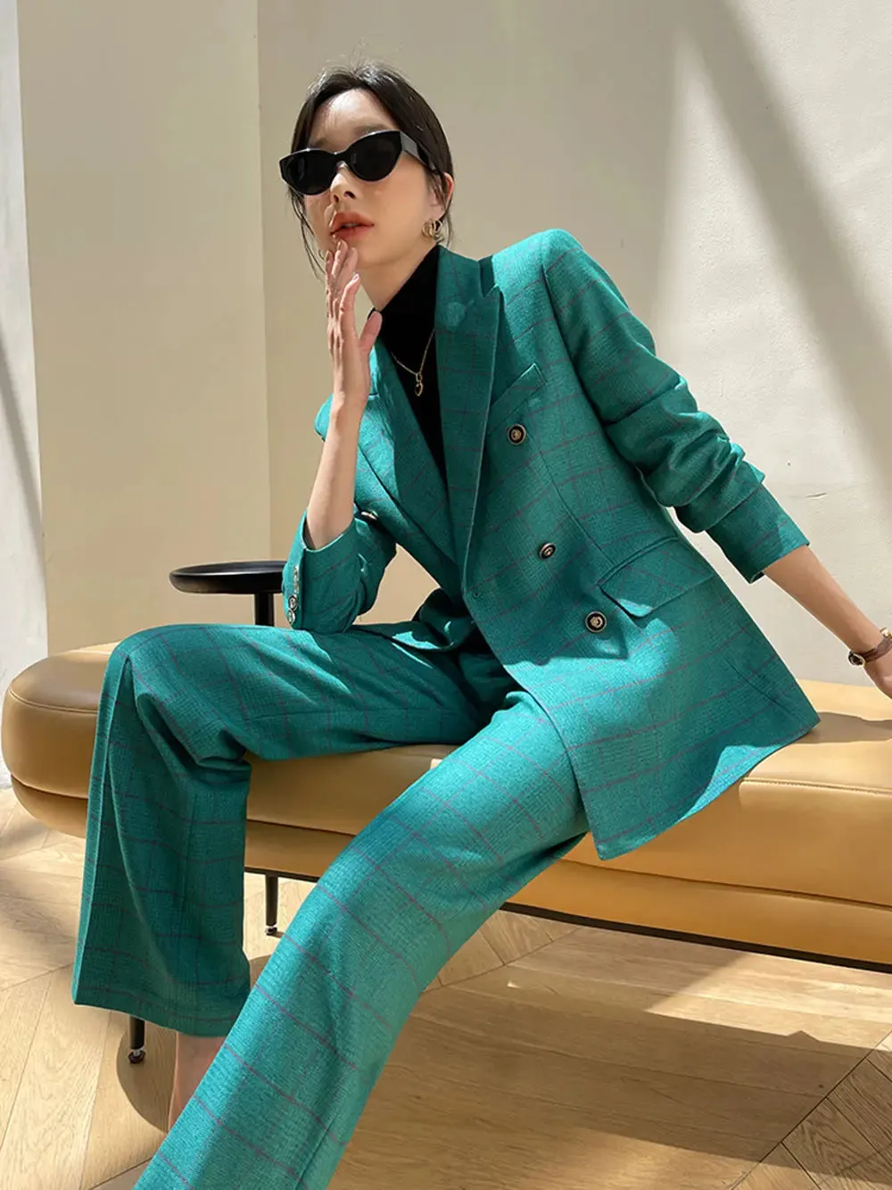 Plaid Double-Breasted Blazer Pants Suit